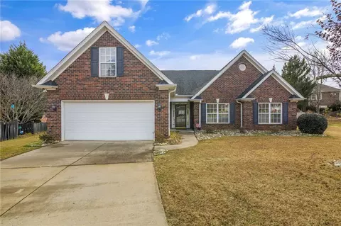 624 Ashley Commons Ct, Greer, SC 29651