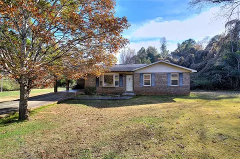 350 Austin Edwards Rd, Walhalla, SC 29691