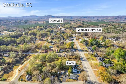 101 S Laurel St, Walhalla, SC 29691 photo 32