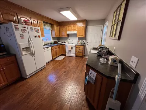 119 Brookside Cir, Honea Path, SC 29654 photo 4