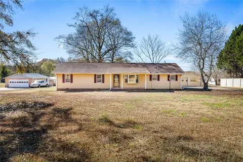 117 Boxwood Ln, Anderson, SC 29621