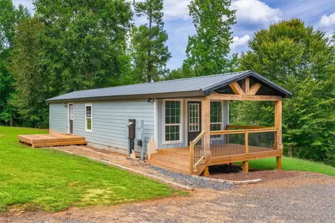 165 Grasshopper Hill Rd, Pickens, SC 29671
