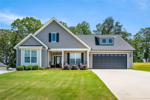 409 Thiago Ct, Lyman, SC 29365 photo 3