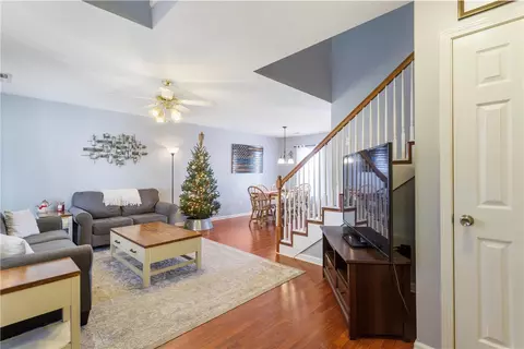 319 Springfield Cir, Easley, SC 29642 photo 3