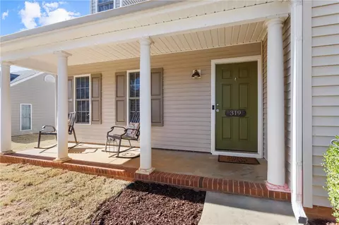 319 Springfield Cir, Easley, SC 29642 photo 2