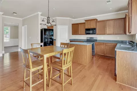 7 Chatham Ct, Easley, SC 29642 photo 8