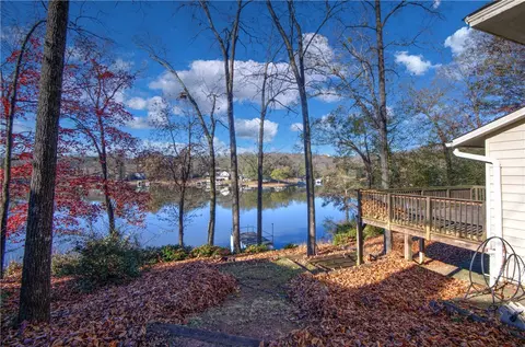 904 Lakeside Dr, Anderson, SC 29621 photo 4