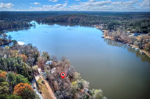 904 Lakeside Dr, Anderson, SC 29621 photo 3