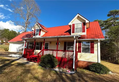 209 Jana Dr, Walhalla, SC 29691
