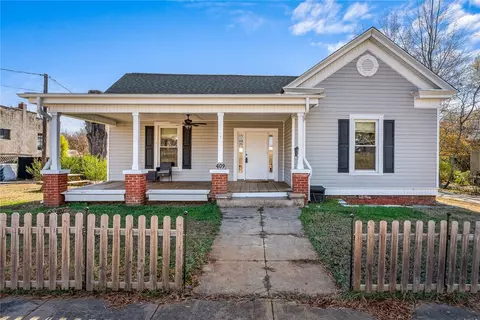 409 W Market St, Anderson, SC 29624