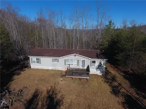 1761 Crowe Creek Rd, Six Mile, SC 29682