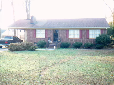 213 Westwind Rd, Anderson, SC 29625
