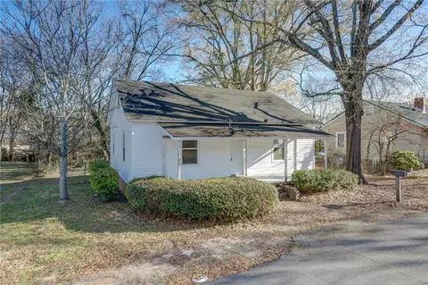 108 Shirley St, Anderson, SC 29621