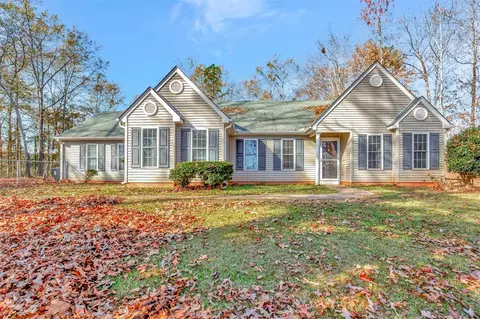 207 Millstone Ct, Seneca, SC 29678
