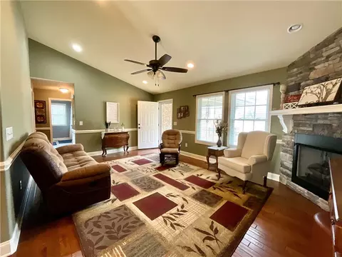 240 Whippoorwill Ln, Walhalla, SC 29691 photo 8