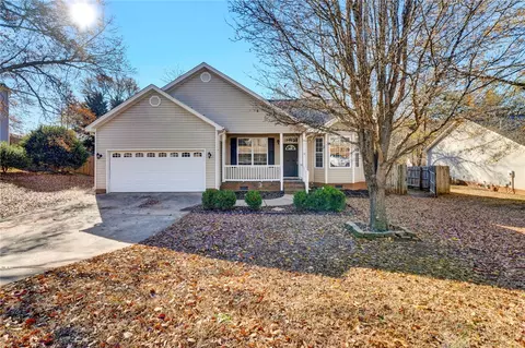 627 Geranium Ln, Lyman, SC 29365