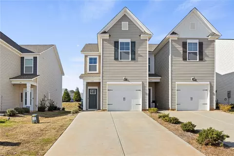 132 Adger Rd, Pendleton, SC 29670