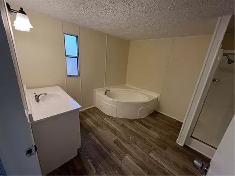 105 Chantilly Cir, Starr, SC 29684 photo 15