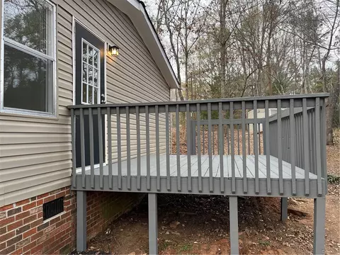 105 Chantilly Cir, Starr, SC 29684 photo 32