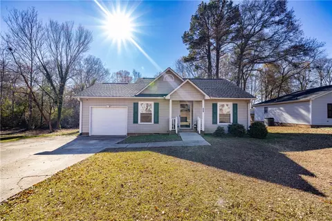 401 Mayfield Dr, Anderson, SC 29625