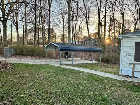 236 Dickard Rd, Seneca, SC 29672 photo 4