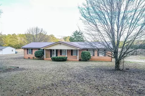 614 N Highway 81 Hwy, Calhoun Falls, SC 29628