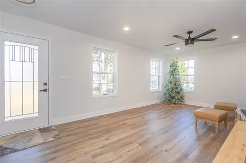 7 Hardy St, Williamston, SC 29697 photo 6