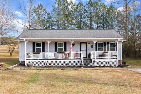 104 Gaston Cir, Westminster, SC 29693