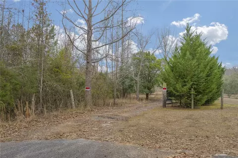 204 Southern Rd, Belton, SC 29627