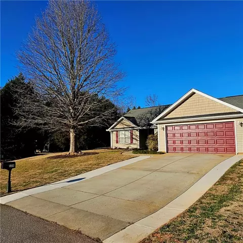 104 Mcbrie Ln, Pendleton, SC 29670 photo 3