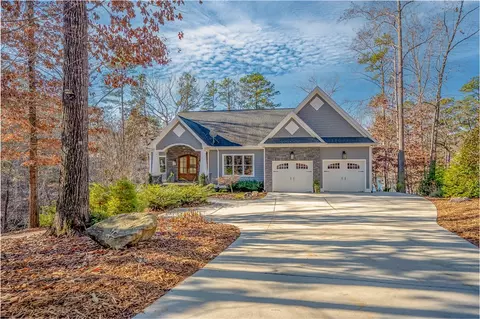 107 Mapleleaf Way, Seneca, SC 29672