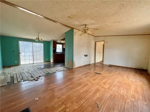 103 Wade Rd, Williamston, SC 29697 photo 5