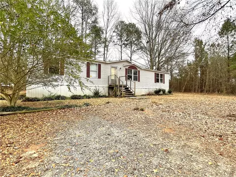 103 Wade Rd, Williamston, SC 29697 photo 3