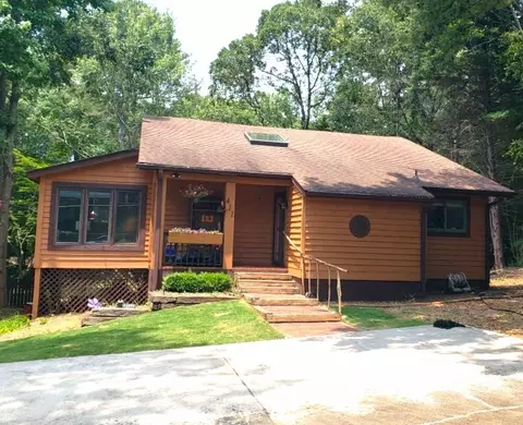 411 Rockingham Rd, Seneca, SC 29672