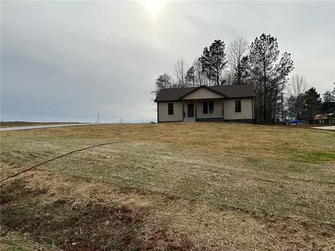 189 Jefferson Pl, Walhalla, SC 29691