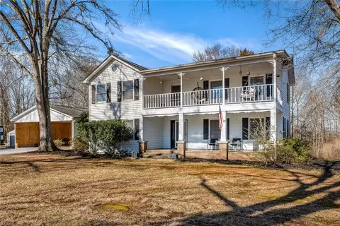 1704 Old Seneca Rd, Central, SC 29630 photo 4