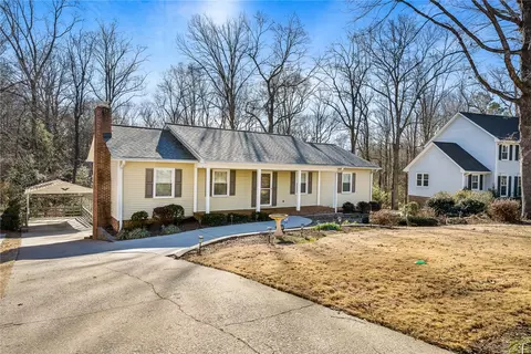 206 Bendingwood Cir, Taylors, SC 29687