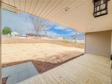 209 Dalton Rd, Seneca, SC 29678 photo 3