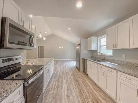 209 Dalton Rd, Seneca, SC 29678 photo 13
