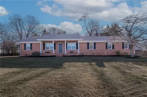 320 Crosswell School Rd, Easley, SC 29640 photo 4