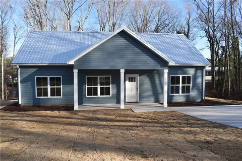 1540 Old Trail Dr, Anderson, SC 29626