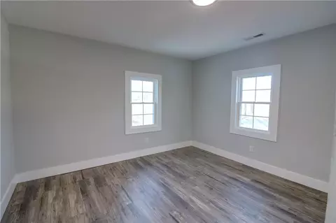 301 S Pine St, Walhalla, SC 29691 photo 18
