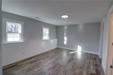 301 S Pine St, Walhalla, SC 29691 photo 10