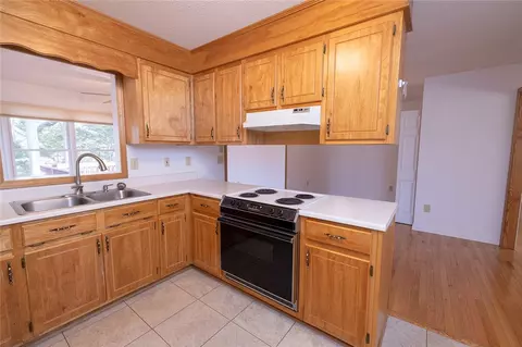 112 Kennemore St, Central, SC 29630 photo 8