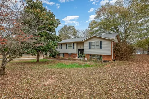 116 Winston Way, Easley, SC 29640