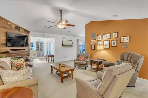 103 James Rd, Easley, SC 29642 photo 2