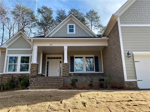 307 Cross Creek Dr, Seneca, SC 29678