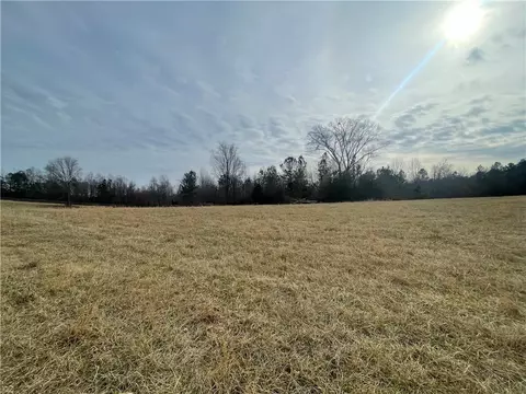250 W Bryant Rd, West Union, SC 29696