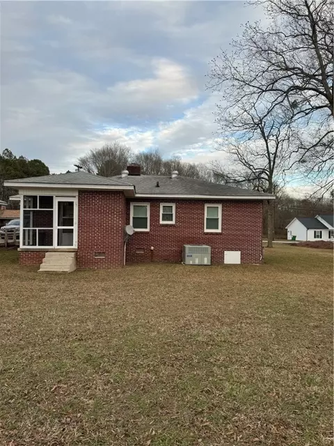 11 Heyward Ave, Honea Path, SC 29654 photo 5