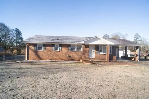 410 Chauga Dr, Anderson, SC 29626